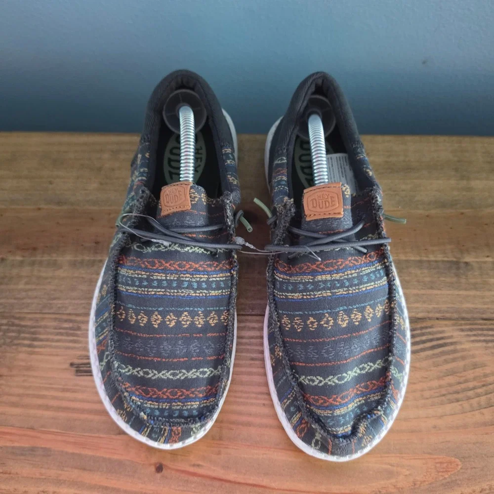 Hey Dude Kids Wally Funk Loafers Grey Tribal Pattern Canvas Slip On Shoes Size 4